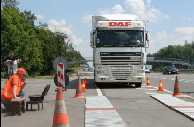 Автомобіль_DAF